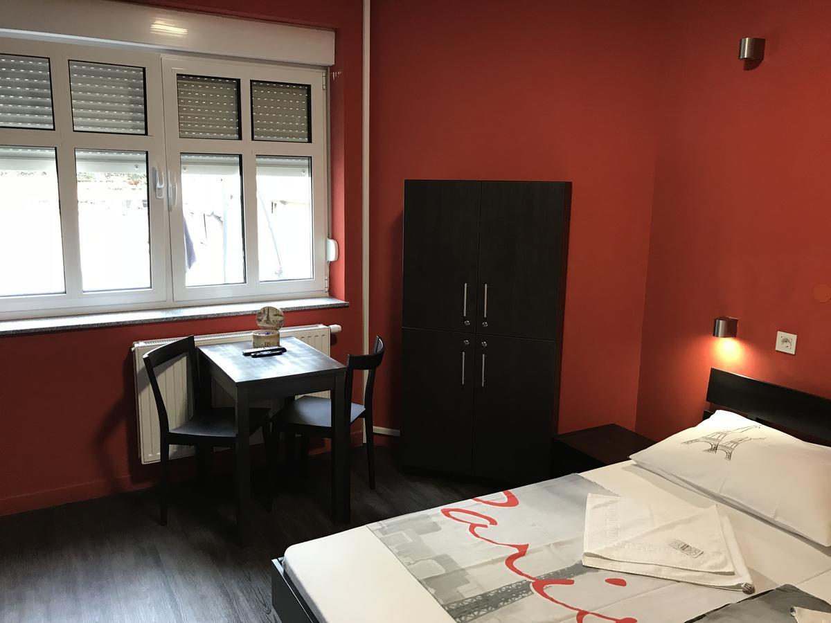 Hostel Paris Ζάγκρεμπ Εξωτερικό φωτογραφία